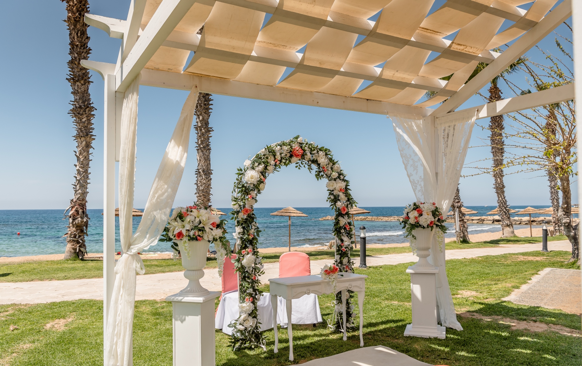 Book your wedding day in Louis Ledra Beach Paphos
